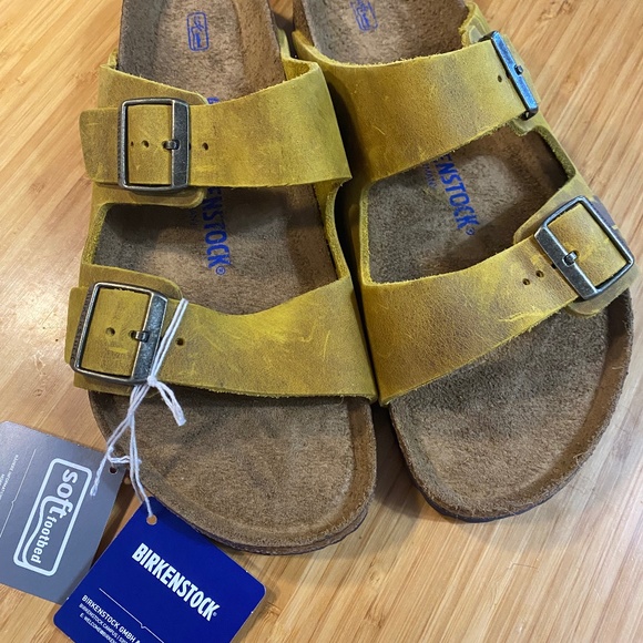 Birkenstock Arizona Sandal.  New In Box - Picture 1 of 6